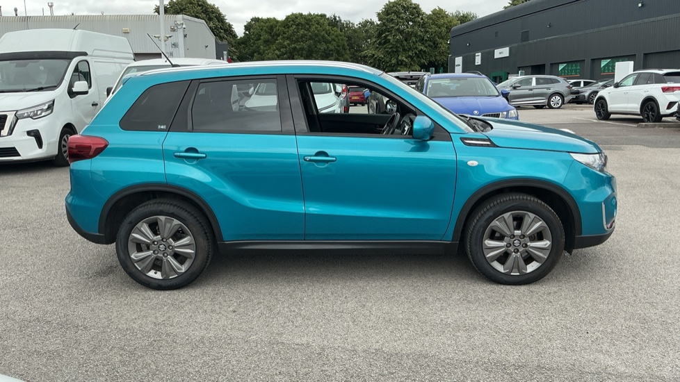 Suzuki Vitara 1.4 Boosterjet 48V Hybrid SZ-T 5dr Petrol Estate - Image 34