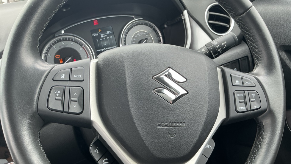 Suzuki Vitara 1.4 Boosterjet 48V Hybrid SZ-T 5dr Petrol Estate - Image 59