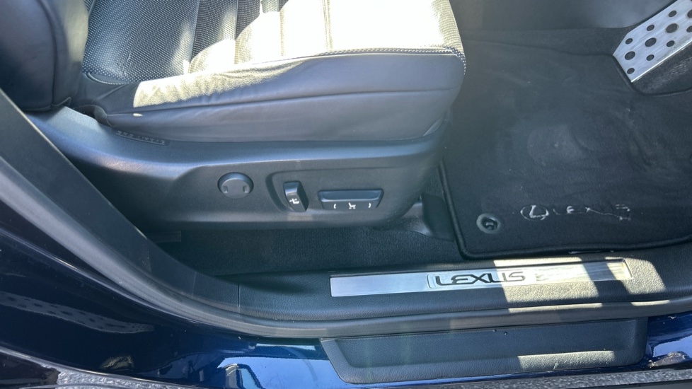 Lexus RX 450h 3.5 F-Sport 5dr CVT Hybrid Estate - Image 38
