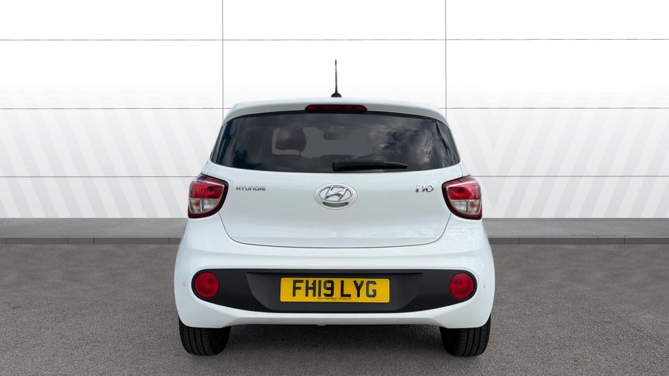 Hyundai i10 1.2 Premium SE 5dr Petrol Hatchback - Image 6