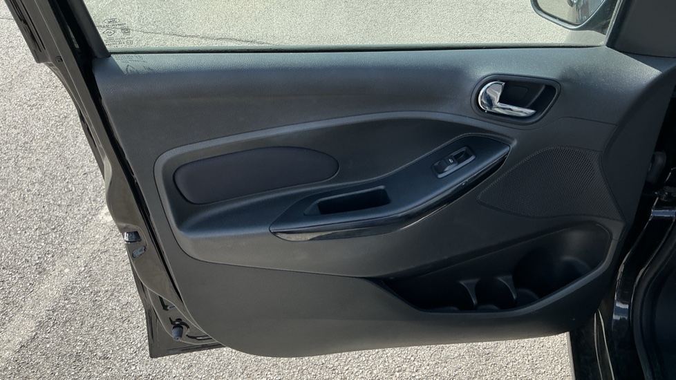 Ford KA+ 1.2 Zetec 5dr Petrol Hatchback - Image 35