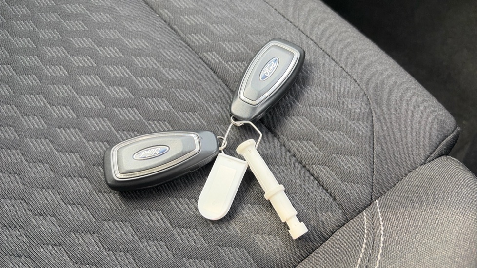 Ford Fiesta 1.0 EcoBoost Titanium 5dr Petrol Hatchback - Image 20