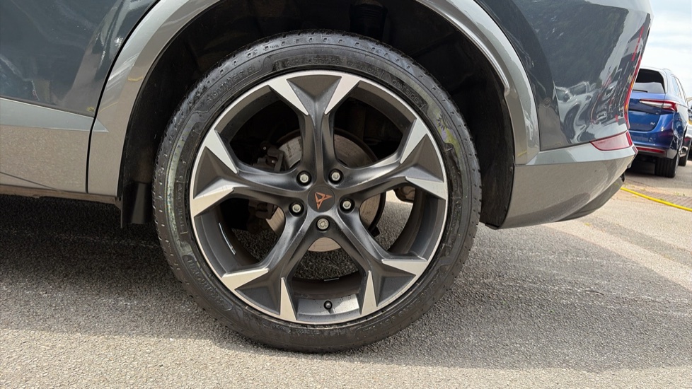 CUPRA Formentor 1.5 TSI 150 V2 5dr DSG Petrol Estate - Image 8