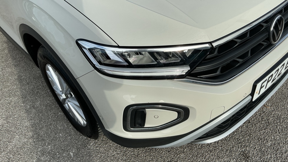 Volkswagen T-Roc 1.5 TSI Life 5dr Petrol Hatchback - Image 34