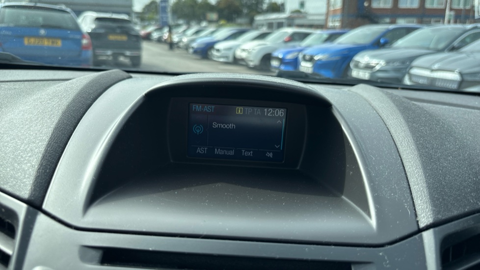 Ford Fiesta 1.0 EcoBoost 140 ST-Line 3dr Petrol Hatchback - Image 12