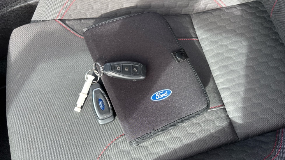 Ford Fiesta 1.0 EcoBoost 140 ST-Line 3dr Petrol Hatchback - Image 19