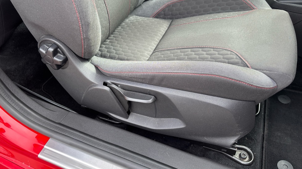 Ford Fiesta 1.0 EcoBoost 140 ST-Line 3dr Petrol Hatchback - Image 28
