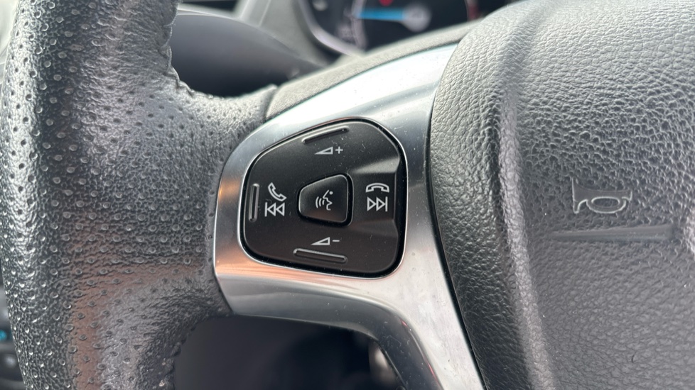 Ford Fiesta 1.0 EcoBoost 140 ST-Line 3dr Petrol Hatchback - Image 30