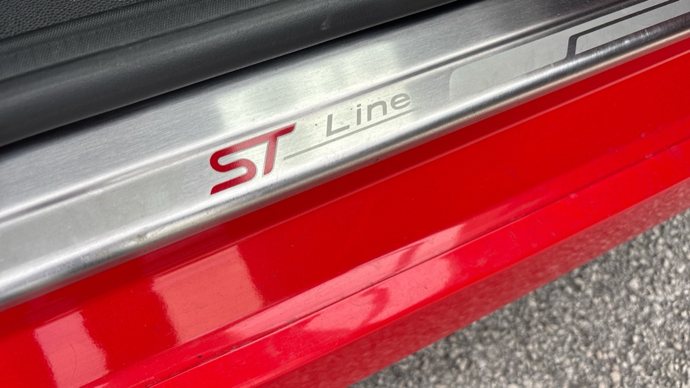 Ford Fiesta 1.0 EcoBoost 140 ST-Line 3dr Petrol Hatchback - Image 38