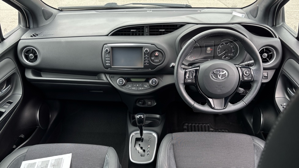 Toyota Yaris 1.5 Hybrid Excel 5dr CVT Hybrid Hatchback - Image 10
