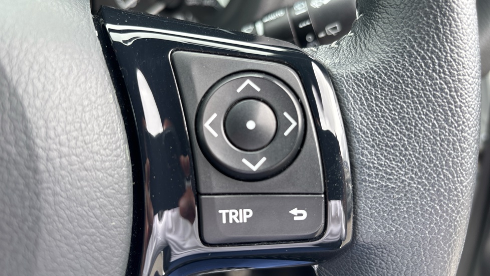 Toyota Yaris 1.5 Hybrid Excel 5dr CVT Hybrid Hatchback - Image 29