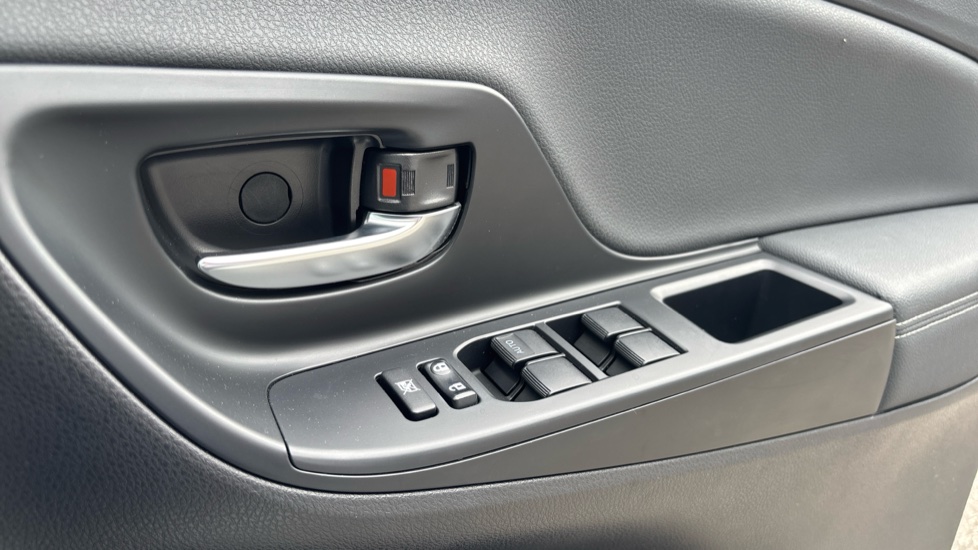 Toyota Yaris 1.5 Hybrid Excel 5dr CVT Hybrid Hatchback - Image 34