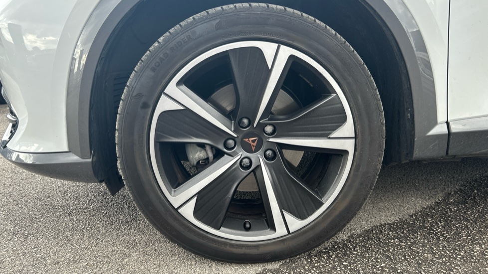 CUPRA Formentor 1.4 eHybrid 204 V1 5dr DSG Estate - Image 22