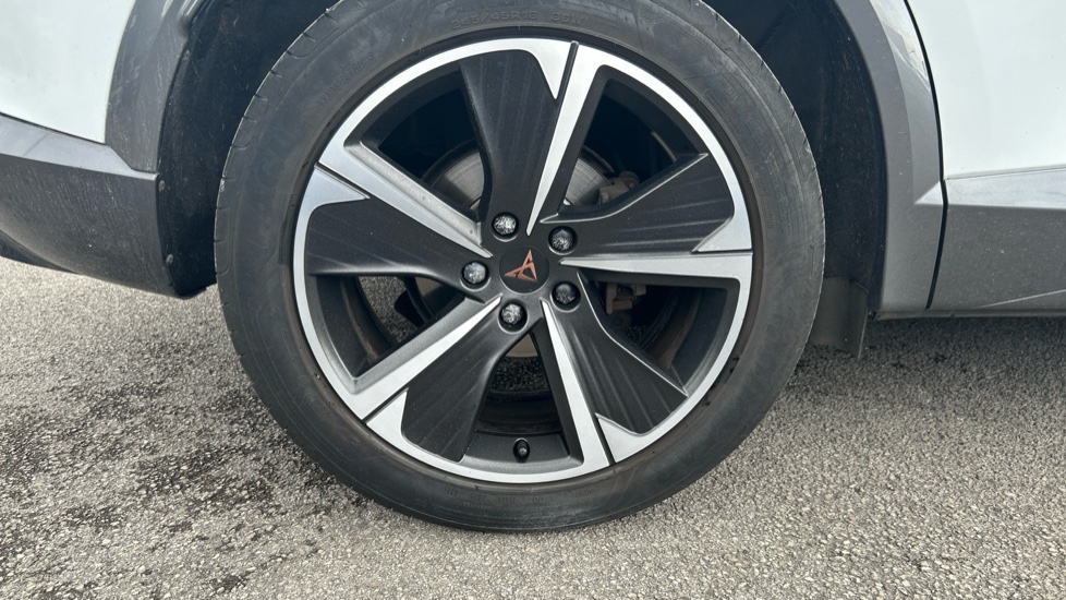CUPRA Formentor 1.4 eHybrid 204 V1 5dr DSG Estate - Image 29