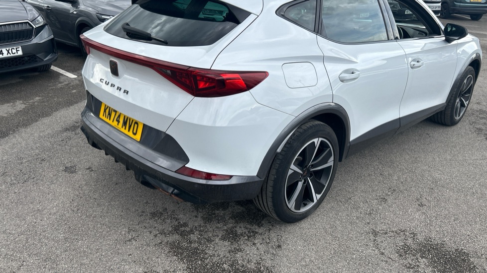CUPRA Formentor 1.4 eHybrid 204 V1 5dr DSG Estate - Image 30