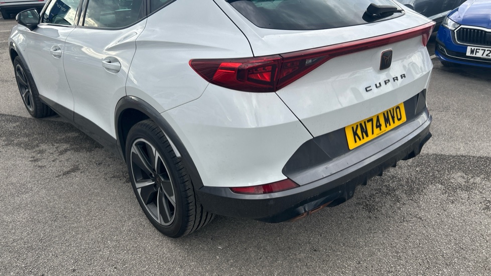 CUPRA Formentor 1.4 eHybrid 204 V1 5dr DSG Estate - Image 32