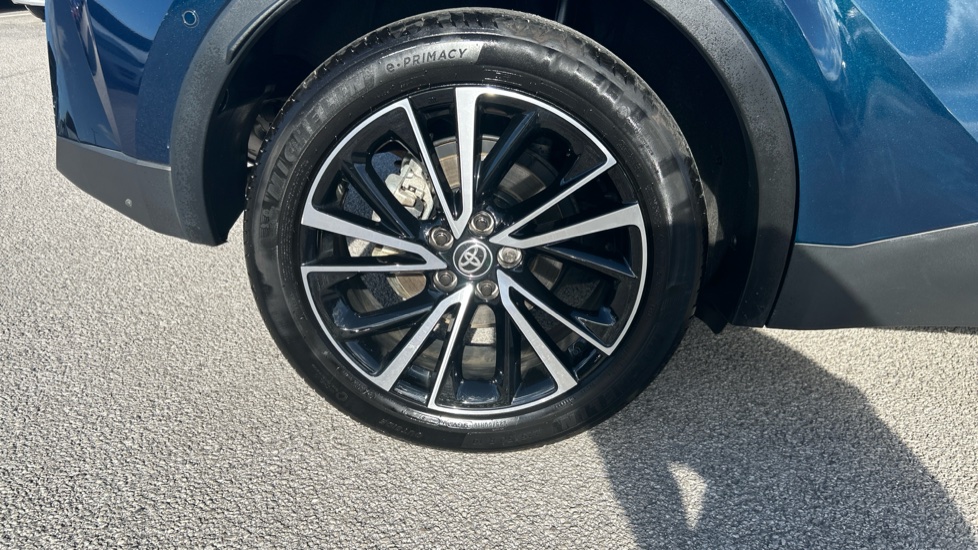 Toyota C-HR 1.8 Hybrid Excel 5dr CVT Hybrid Hatchback - Image 28