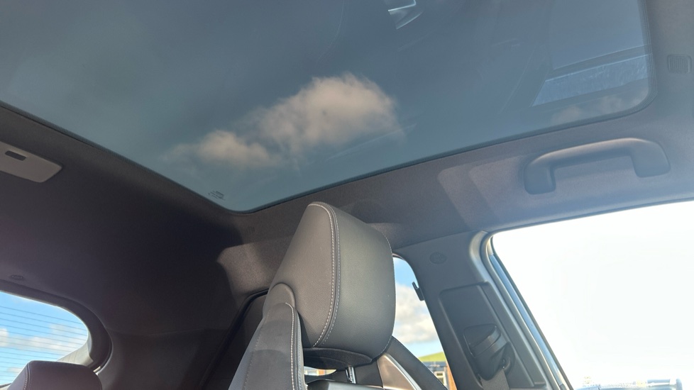 Toyota C-HR 1.8 Hybrid Excel 5dr CVT Hybrid Hatchback - Image 50