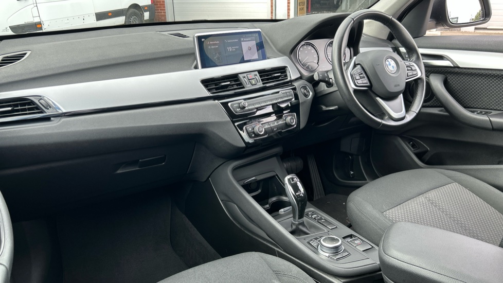 BMW X1 sDrive 20i [178] SE 5dr Step Auto Petrol Estate - Image 9
