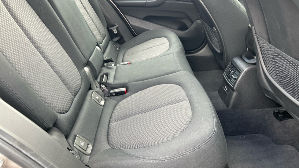 BMW X1 sDrive 20i [178] SE 5dr Step Auto Petrol Estate - Image 16