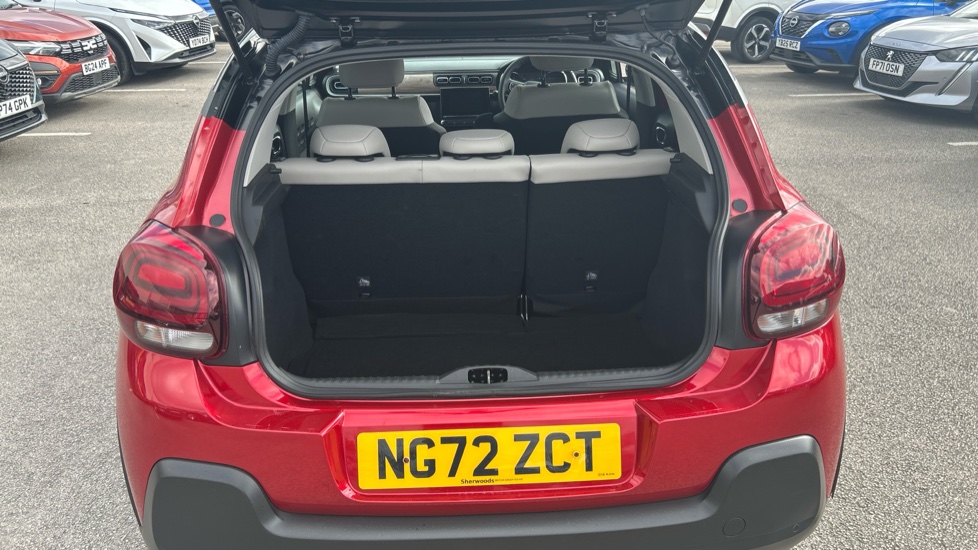 Citroen C3 1.2 PureTech Shine Plus 5dr Petrol Hatchback - Image 4