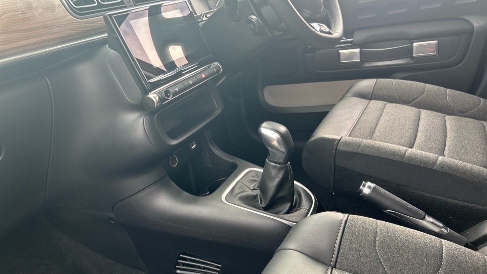 Citroen C3 1.2 PureTech Shine Plus 5dr Petrol Hatchback - Image 13
