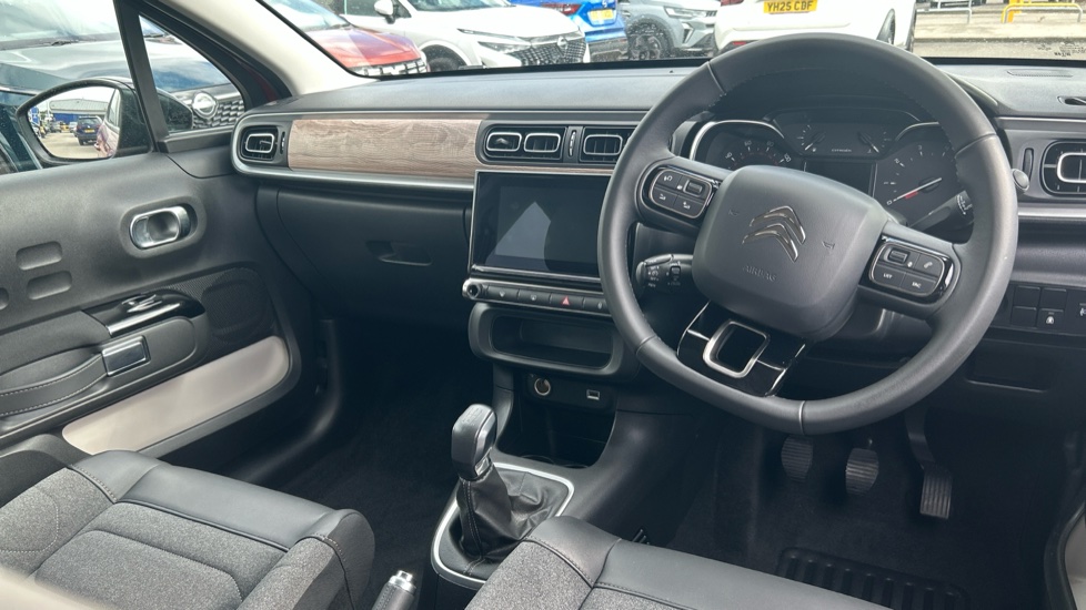 Citroen C3 1.2 PureTech Shine Plus 5dr Petrol Hatchback - Image 14