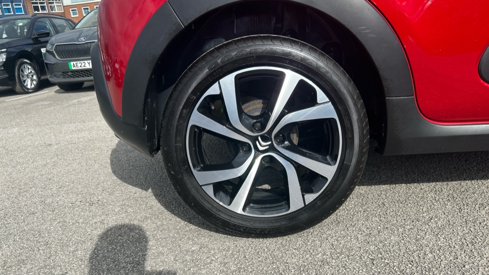Citroen C3 1.2 PureTech Shine Plus 5dr Petrol Hatchback - Image 41