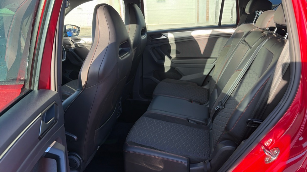 SEAT Tarraco 1.5 EcoTSI FR 5dr DSG Petrol Estate - Image 16