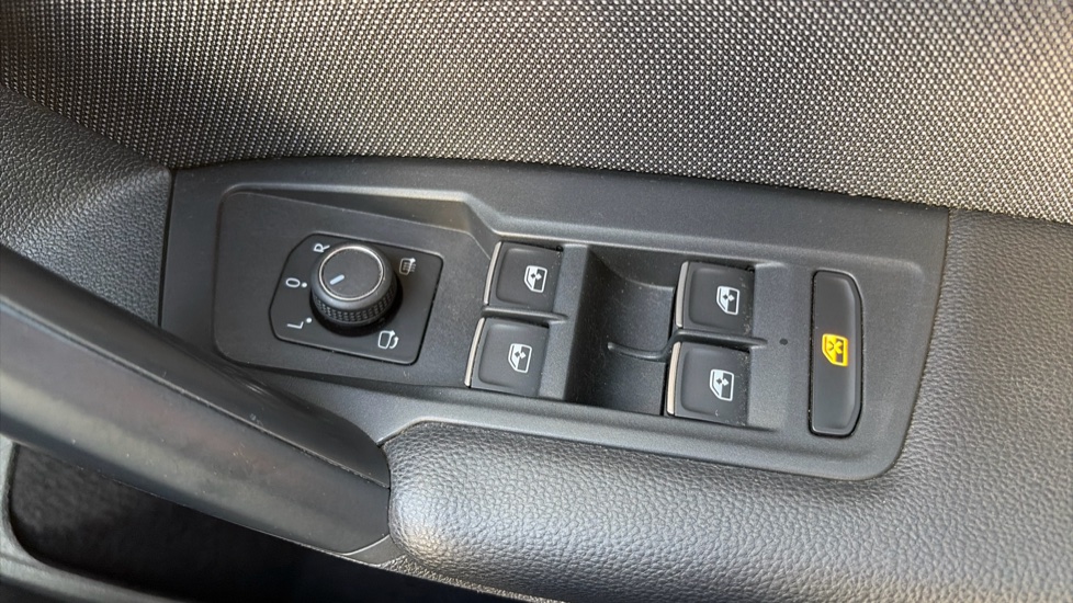 SEAT Tarraco 1.5 EcoTSI FR 5dr DSG Petrol Estate - Image 30