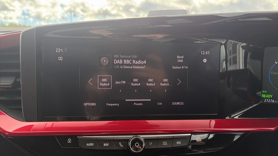 Vauxhall Mokka 100kW SRi Premium 50kWh 5dr Auto Electric Hatchback - Image 12