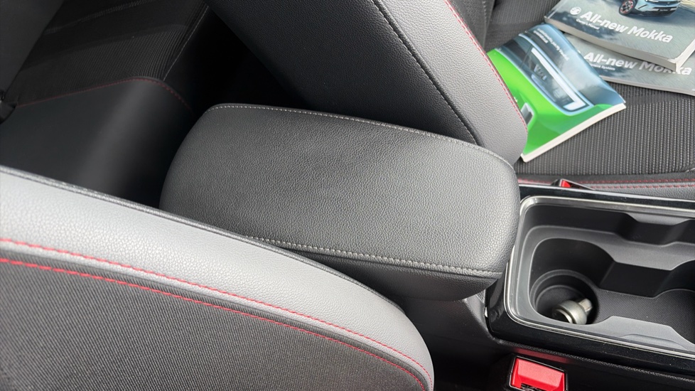 Vauxhall Mokka 100kW SRi Premium 50kWh 5dr Auto Electric Hatchback - Image 38