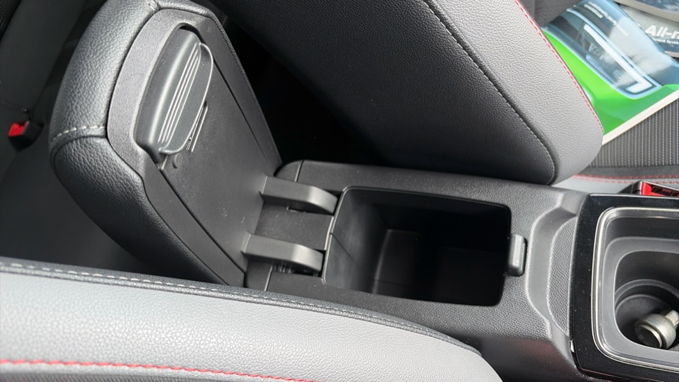 Vauxhall Mokka 100kW SRi Premium 50kWh 5dr Auto Electric Hatchback - Image 39