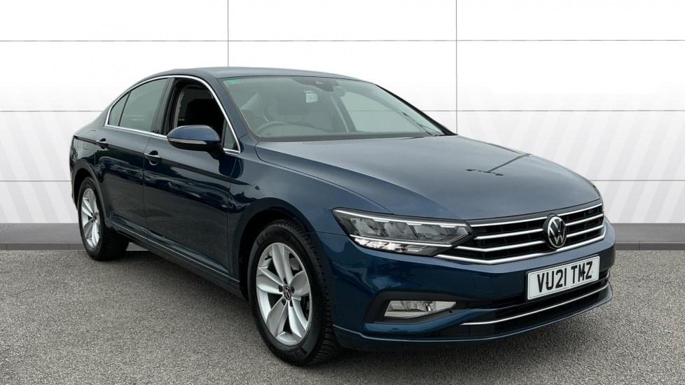 Volkswagen Passat 2.0 TDI EVO SCR SE Nav 4dr Diesel Saloon - Image 1