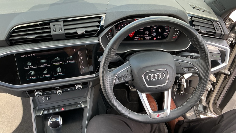 Audi Q3 35 TFSI S Line 5dr S Tronic Petrol Estate - Image 10