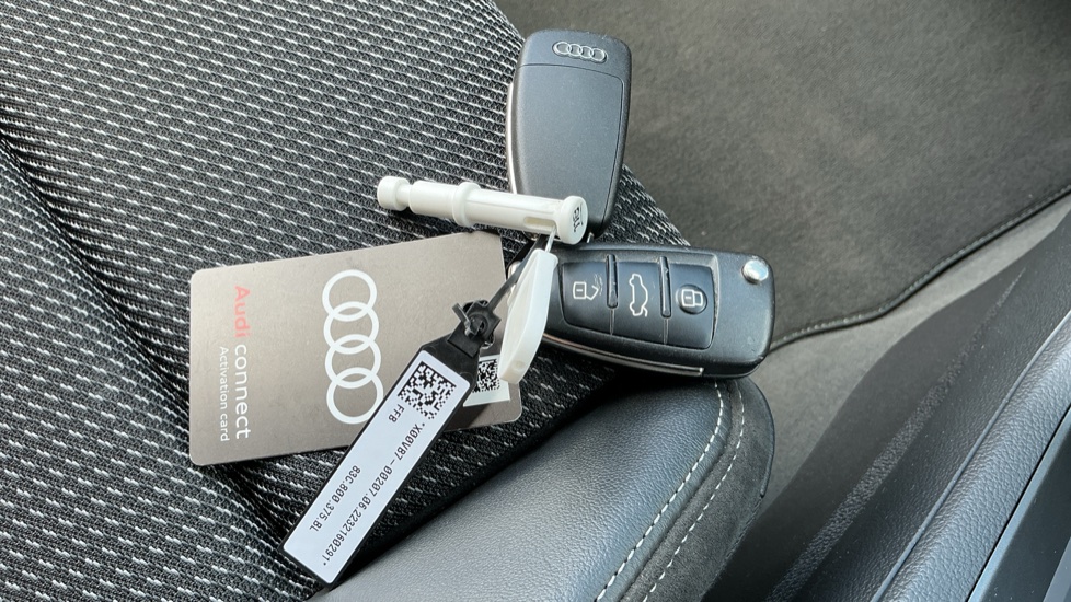 Audi Q3 35 TFSI S Line 5dr S Tronic Petrol Estate - Image 20