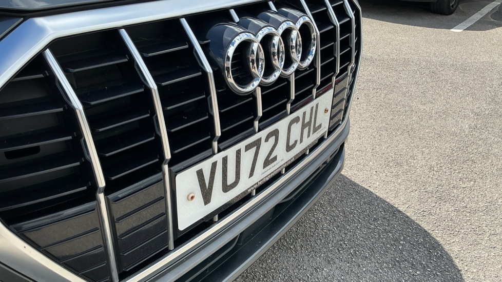 Audi Q3 35 TFSI S Line 5dr S Tronic Petrol Estate - Image 48