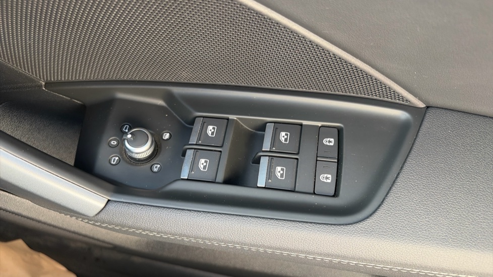 Audi A3 35 TFSI S Line 4dr S Tronic Petrol Saloon - Image 32