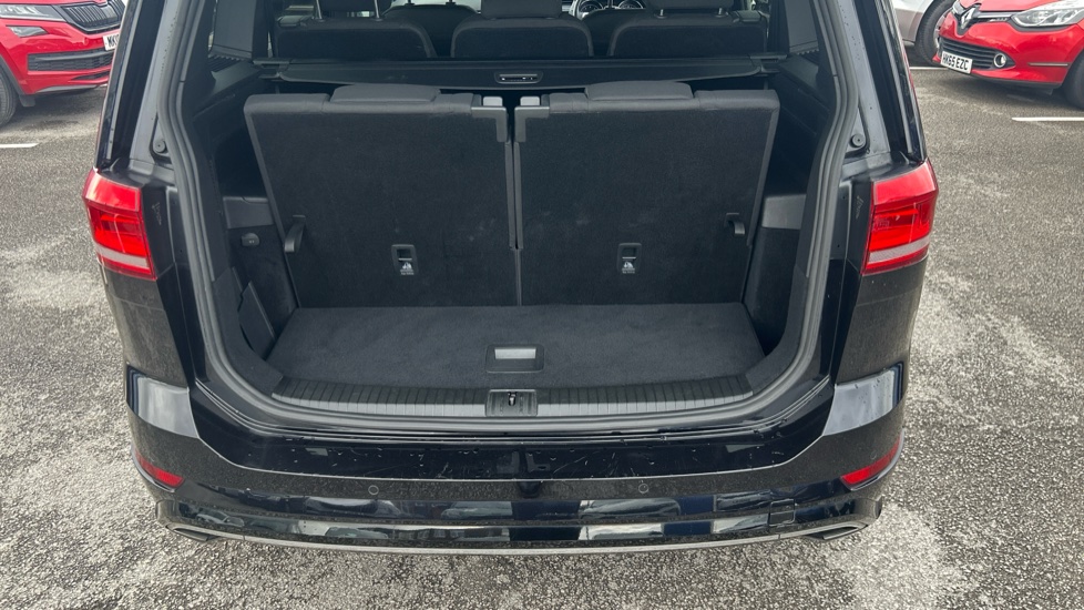 Volkswagen Touran 1.5 TSI EVO R-Line 5dr DSG Petrol Estate - Image 48