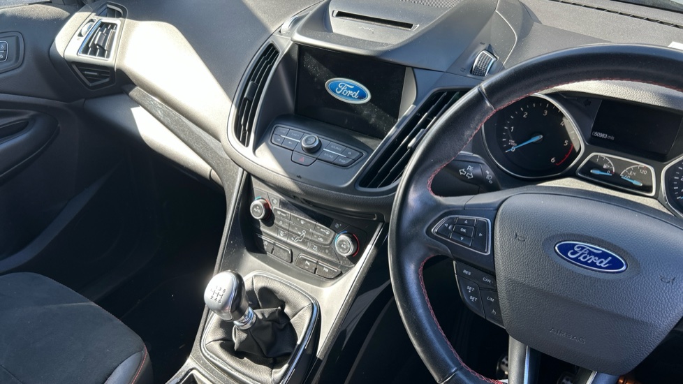 Ford Kuga 2.0 TDCi 180 ST-Line 5dr Diesel Estate - Image 14