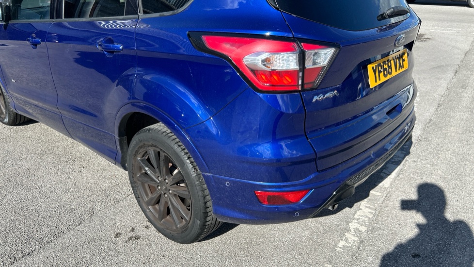 Ford Kuga 2.0 TDCi 180 ST-Line 5dr Diesel Estate - Image 32
