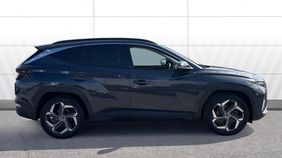 Hyundai TUCSON 1.6 TGDi Hybrid 230 Ultimate 5dr 2WD Auto Hybrid Estate - Image 5