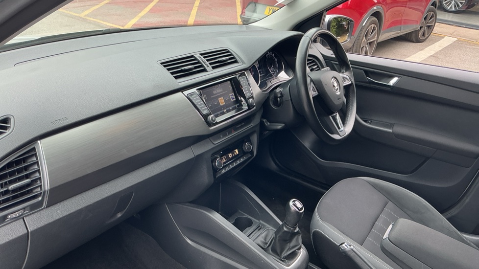 Skoda Fabia 1.0 MPI 75 SE L 5dr Petrol Hatchback - Image 9