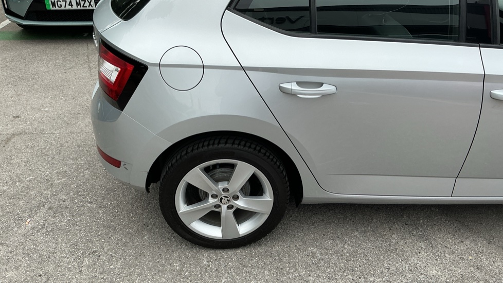 Skoda Fabia 1.0 MPI 75 SE L 5dr Petrol Hatchback - Image 33