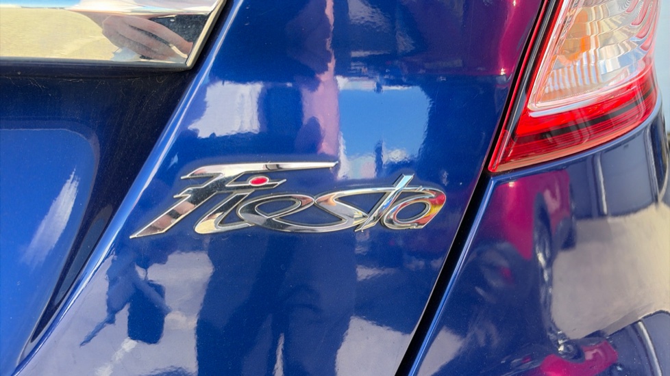 Ford Fiesta 1.0 EcoBoost 125 Titanium 5dr Petrol Hatchback - Image 8