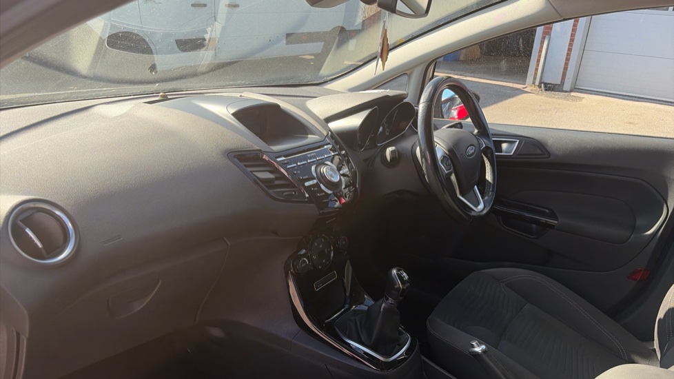 Ford Fiesta 1.0 EcoBoost 125 Titanium 5dr Petrol Hatchback - Image 9