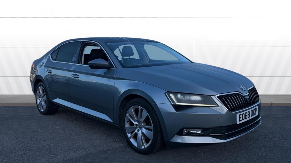 Skoda Superb 2.0 TSI SE L Executive 5dr DSG Petrol Hatchback - Image 1