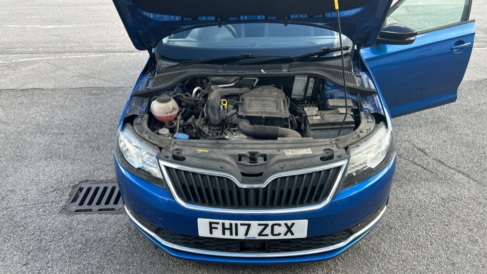 Skoda Rapid Spaceback 1.0 TSI 110 SE Sport 5dr Petrol Hatchback - Image 8