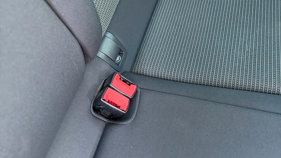 SEAT Leon 1.5 TSI EVO SE Dynamic [EZ] 5dr Petrol Hatchback - Image 17