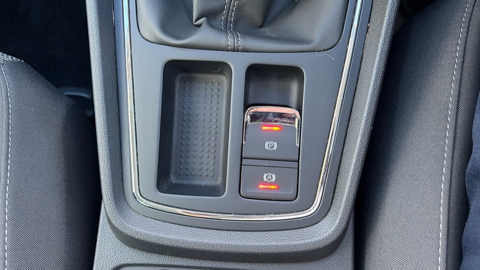 SEAT Leon 1.5 TSI EVO SE Dynamic [EZ] 5dr Petrol Hatchback - Image 31